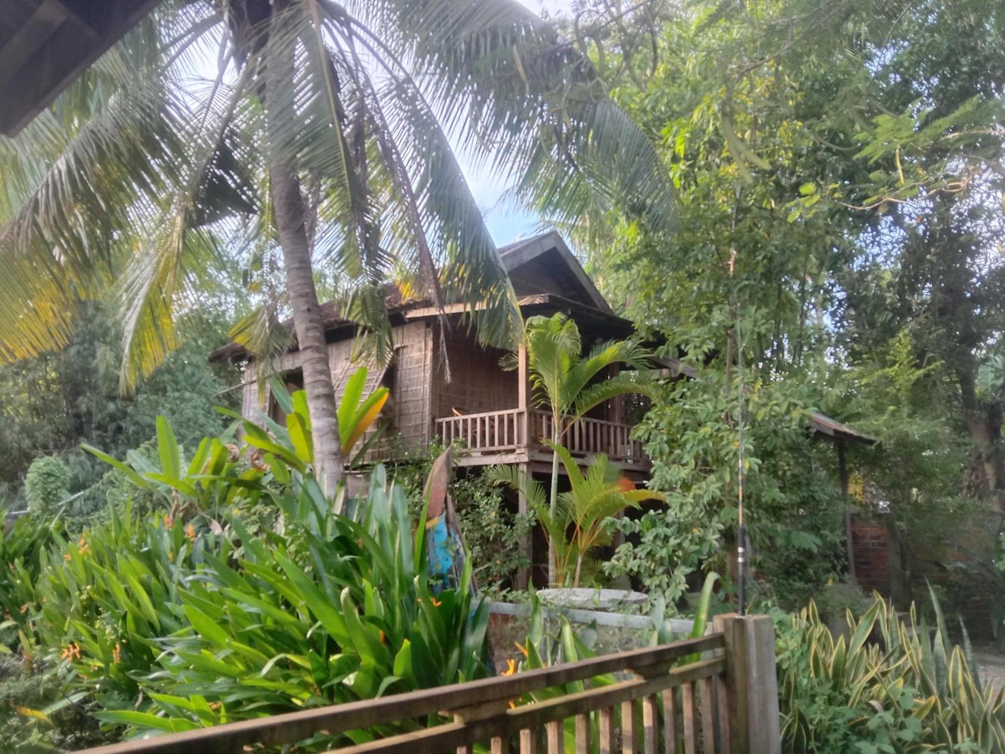O'hamok Family * Battambang
